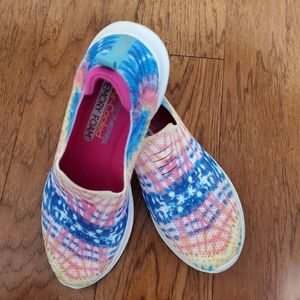 Skechers Tie Dye Slip On Shoes Women's Size 8. NEW PRICE